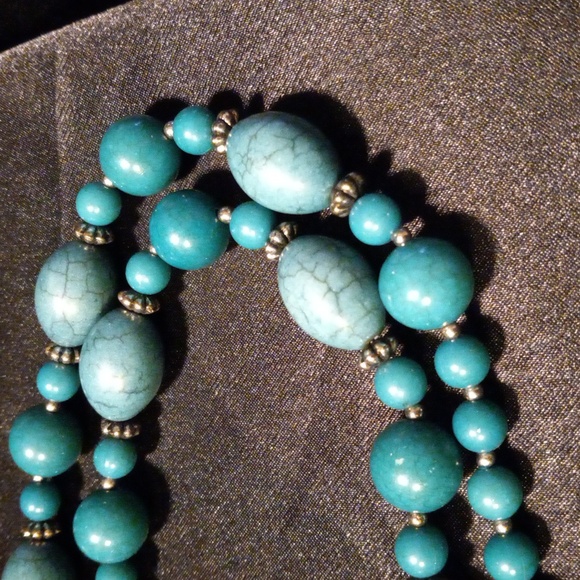 Turquois Howlite stone necklace - Picture 3 of 4